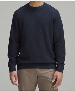 Lululemon Men’s Sweater Textured Knit Classic fit Crewneck Heathered Blue