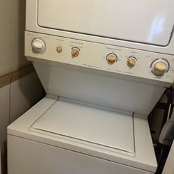 Frigidaire Stackable Washer And Dryer 