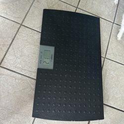 Redmond Pet Scale  Non Slippery 