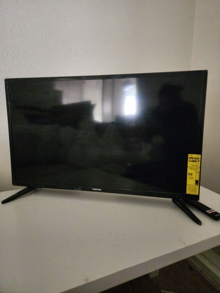 TOSHIBA TV