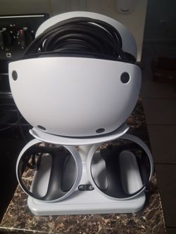 PlayStation VR2 Headset with Charging Station