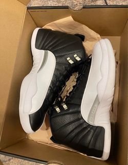 Jordan 12 play off size 11