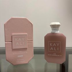 KAYALI Yum Boujee Marshmallow Intense EDP