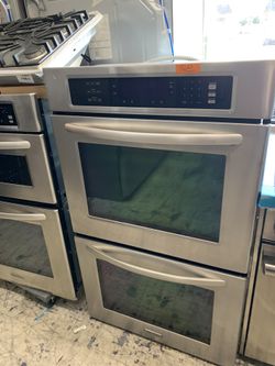 Kitchen aid double wall oven in stainless steel