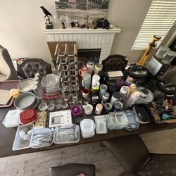 Assorted Kitchen Items