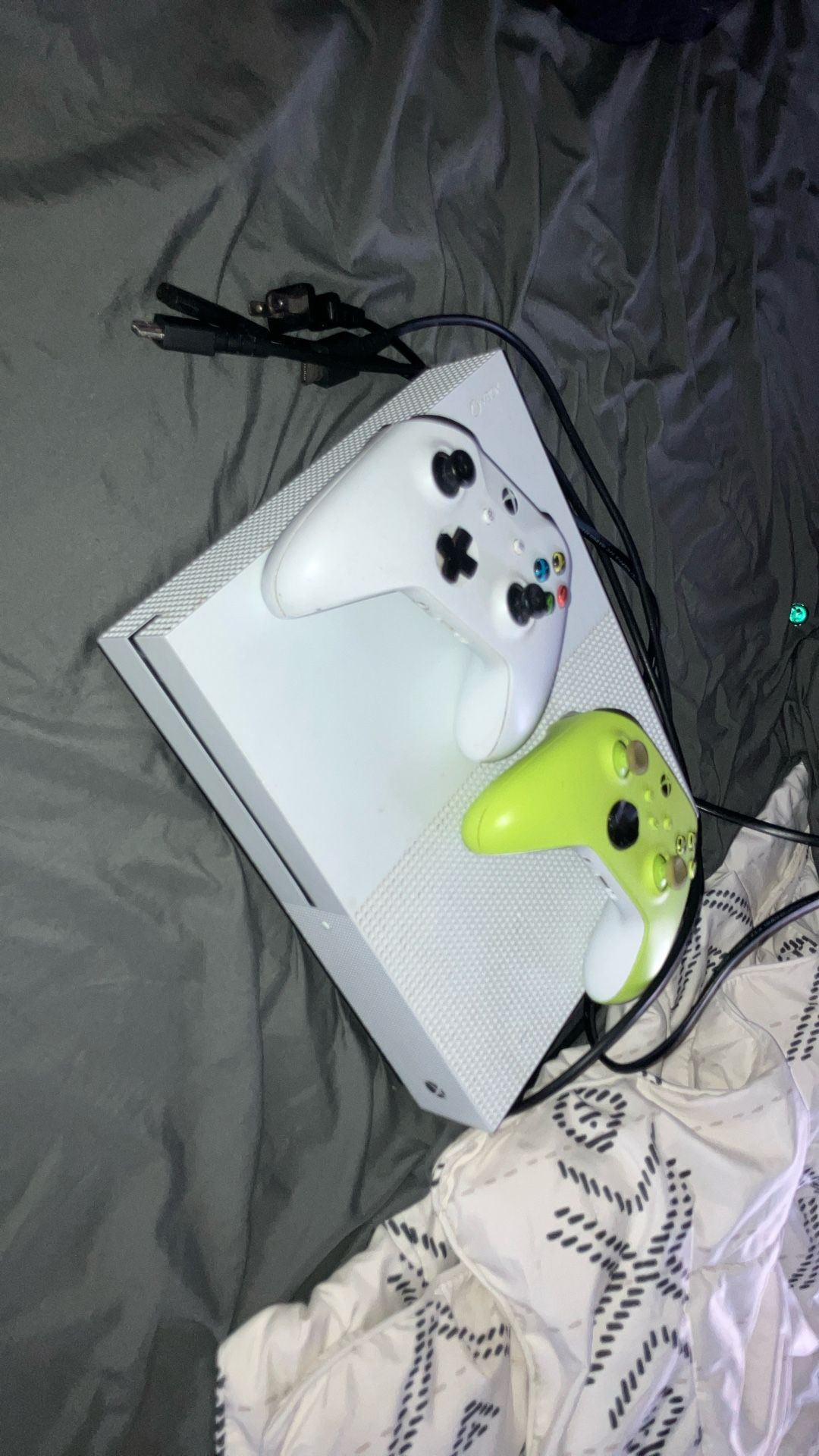 Xbox One S White