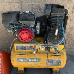 John Deere  CC2-30GHS Air Compressor 29 CFM 175 PSI 