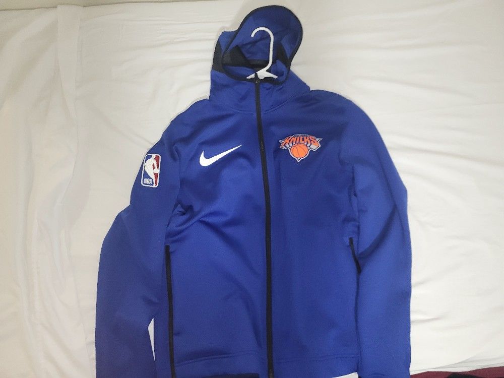 NIKE JACKET SIZE LARGE 👌 GOOD CONDITION 