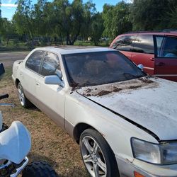 1991 Lexus LS 400