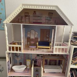 Kids Doll House