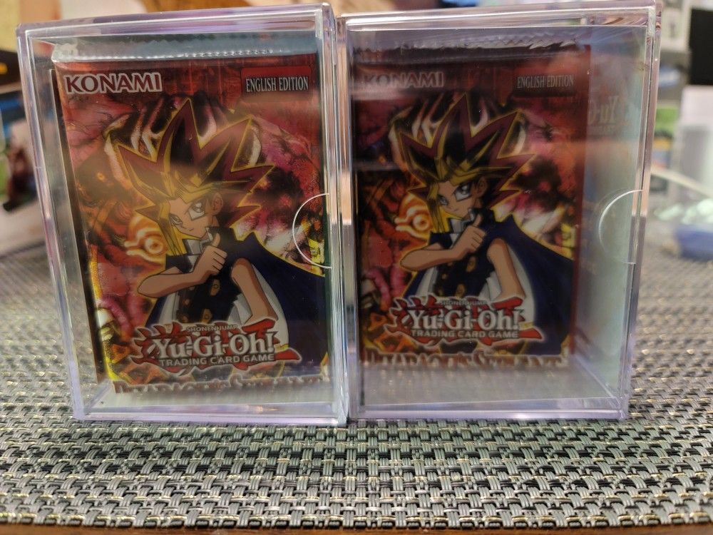 yugioh pick up cards Yu-Gi-Oh! Trading Card Game: Duelist's Advance Token Box and put the other card on the bottom of your Deck. Pick up a card |