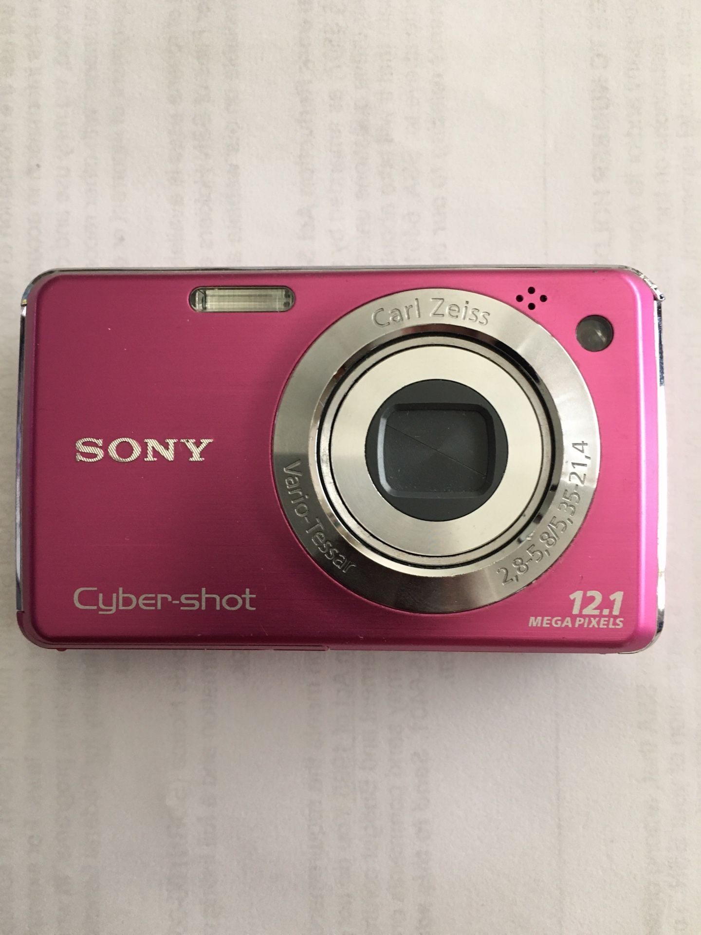 Sony CyberShot 12.1MP Digital Camera DSC-W220