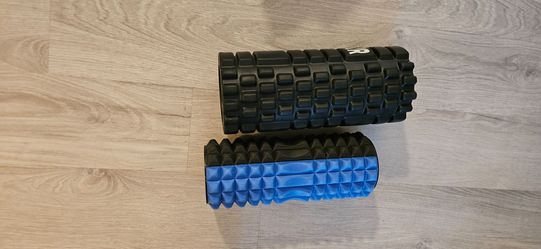 Vibrating Foam Roller + Foam Roller Set – $35