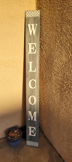 welcome sign