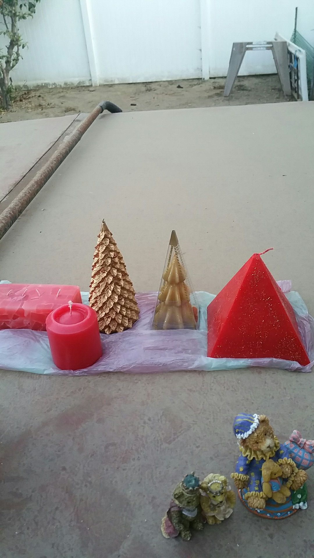 5 large candles