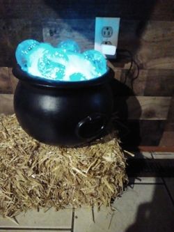 Halloween Led Witches Cauldron 