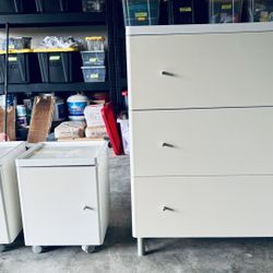 White Bedroom Set, Chest of drawers , 2 nightstands