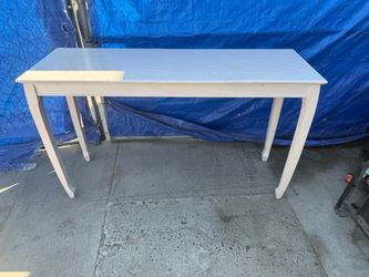 Long table