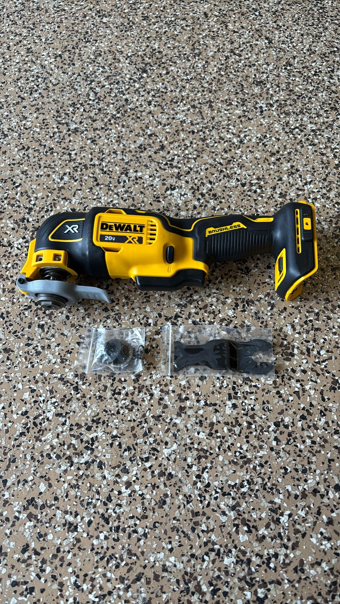New Dewalt 20v XR 3 Speed Multi Tool