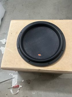 Memphis Car Audio Mojo Subwoofer in MDF Box