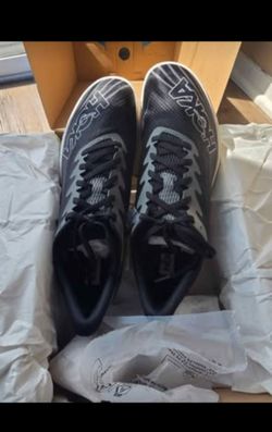 New in box - original HOKA Crescendo 2 MD Track and Field Shoes