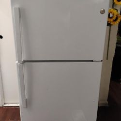 White Refrigerator 