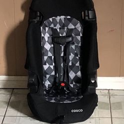 LIKE NEW 2 IN 1 CAR SEAT BOOSTER!!!!