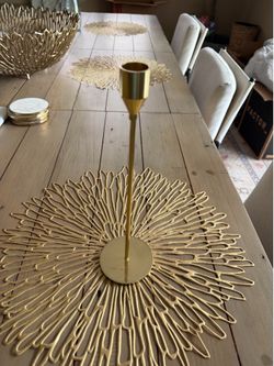 Candle holder