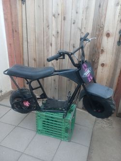 Monster moto minibike frame (READ DISC)