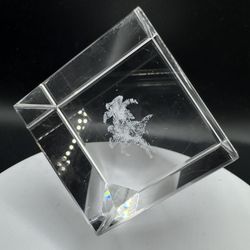 Glass Cube 3D Laser Etched Lily 