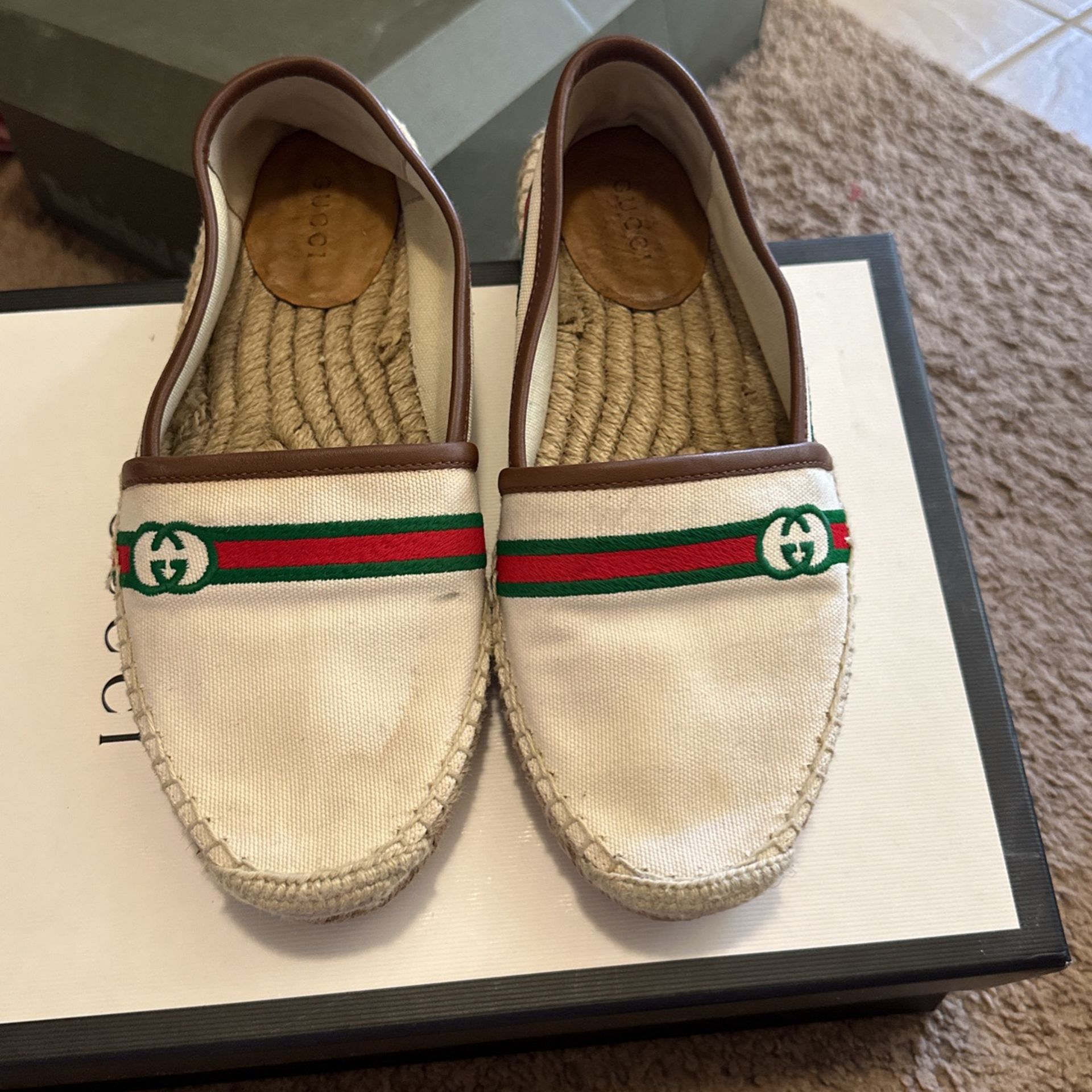 Gucci Shoes Authentic 