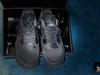 Jordan 4 Black Cat