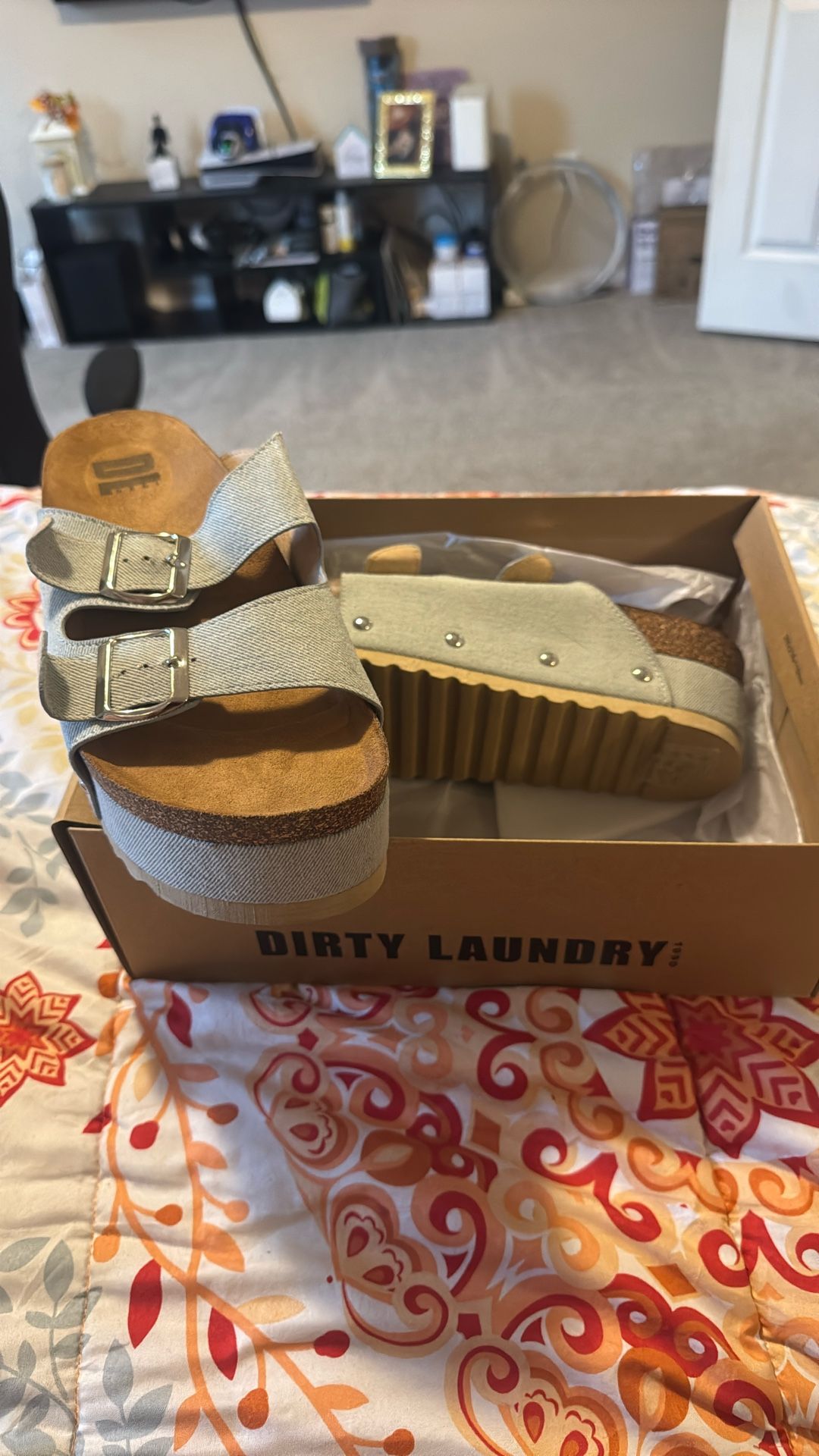 Pueblo Denim Brand Dirty Laundry 1990  Shoes 