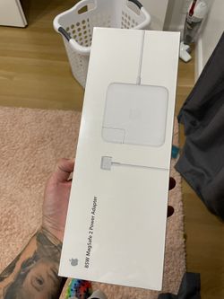 Apple MacBook Air Charger (8.5 W MagSafe Power 2 Adapter)