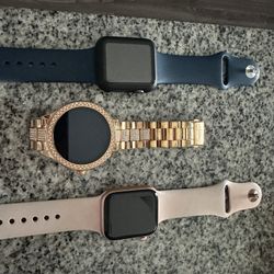 Apple Watch And Fossil Smart Watch