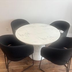 Marble To able With Chairs 