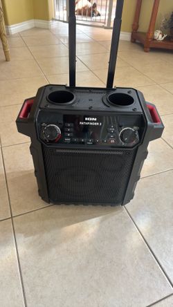 Speaker ION with microphone