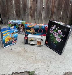 Brand New Legos & Hot Wheels For Trade / Sale Bloomington