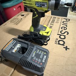 RYOBI #P237 One+18V  3-Speed 1/4” Hex Impact Driver, Battery and Charger.  w/Operator Manual. Works GREAT!!!😎