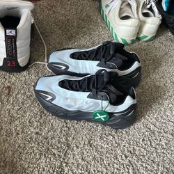 Adidas Yeezy 700 Boost