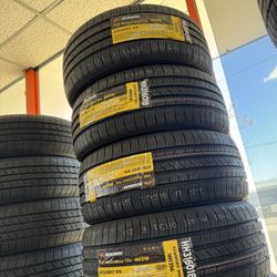 225/45/17 Vendo Set De Llantas Nuevas Headway 