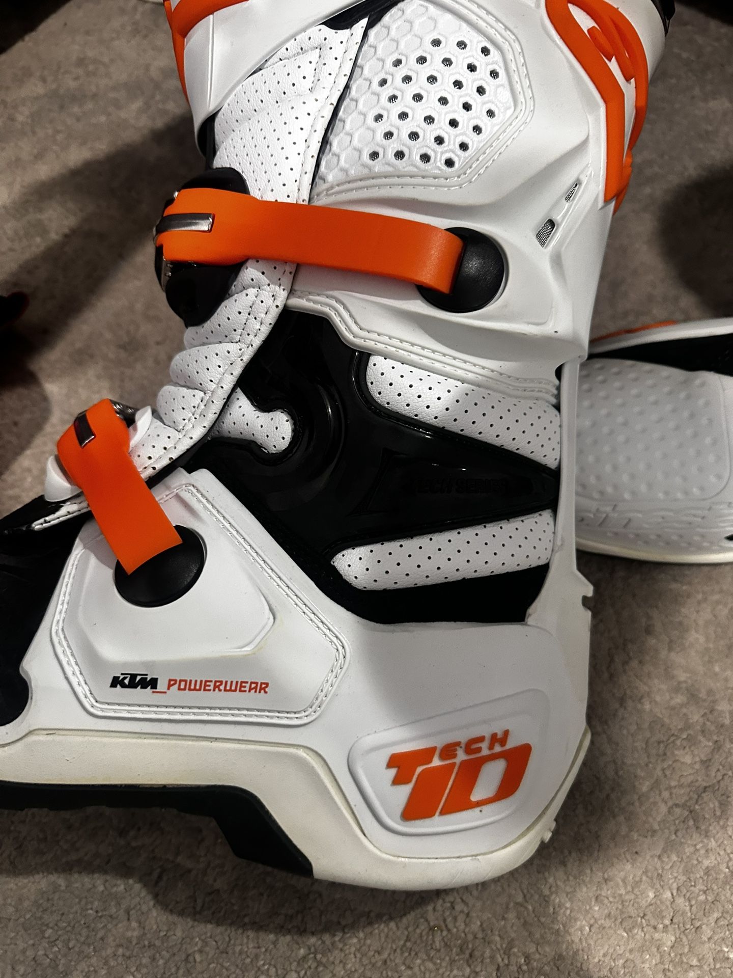 Alpine star tech10 KTM