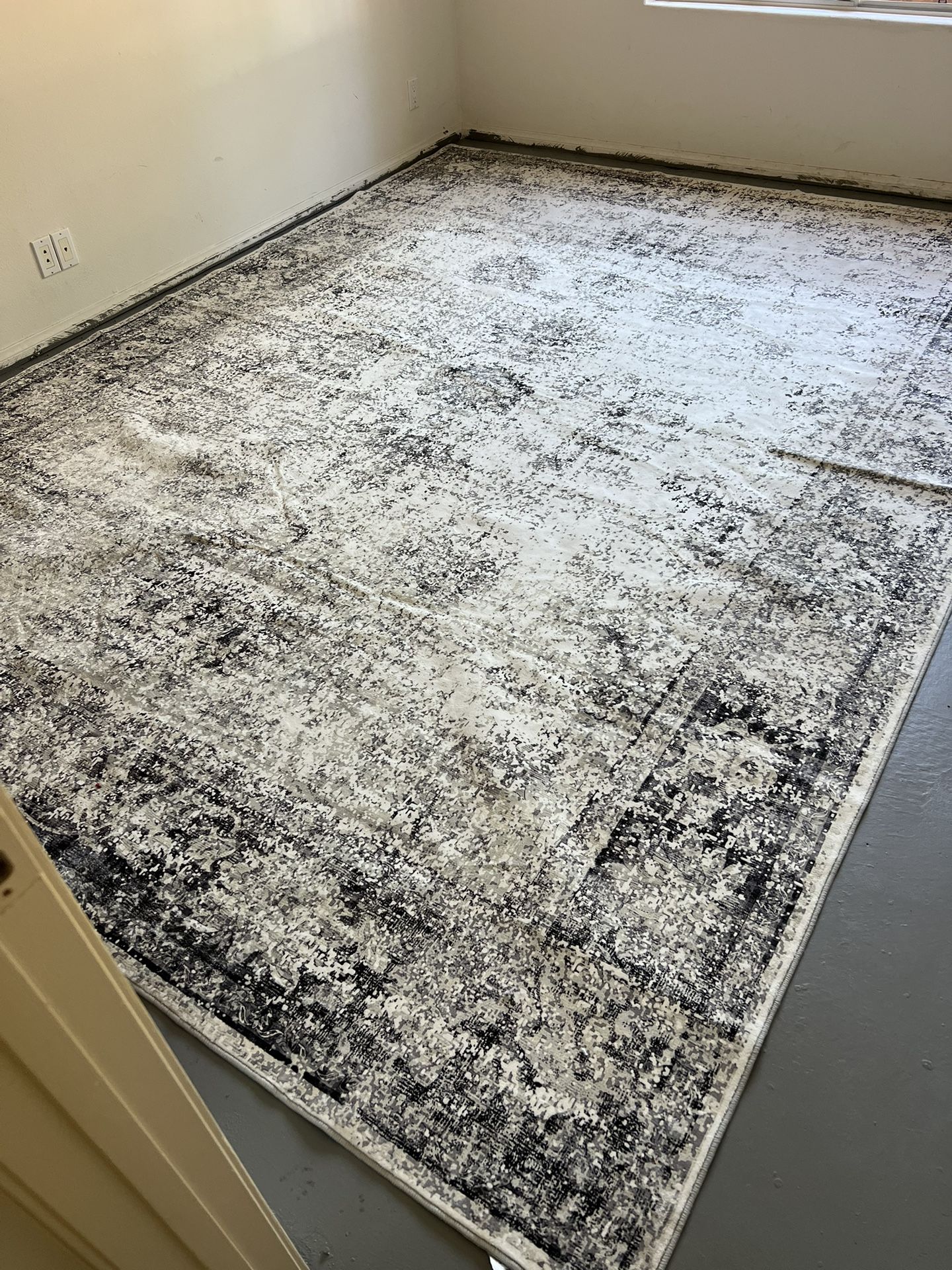 Istana 9x12 RUG- White Cream/ Gray living room rug