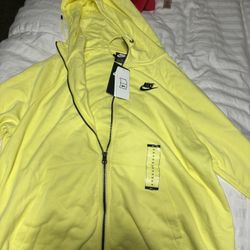 Nike Matching Sweatshirt And Pants Women 1XL