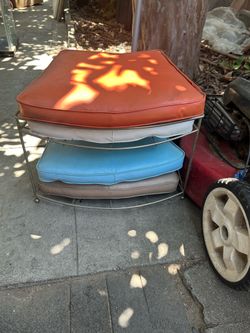 Seat cushion