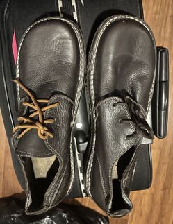 Caterpillar Men's Low-Cut  Shoes Size 10.5 M