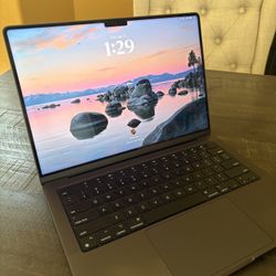 MacBook Pro M3 Pro 14” • 18GB RAM • 500GB SSD • Space Black • Excellent Condition