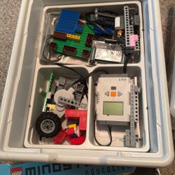 Mindstorms Education LEGOS and Extras 