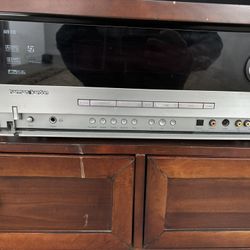 Harmon Kardon Audio video Receiver - Model AVR430