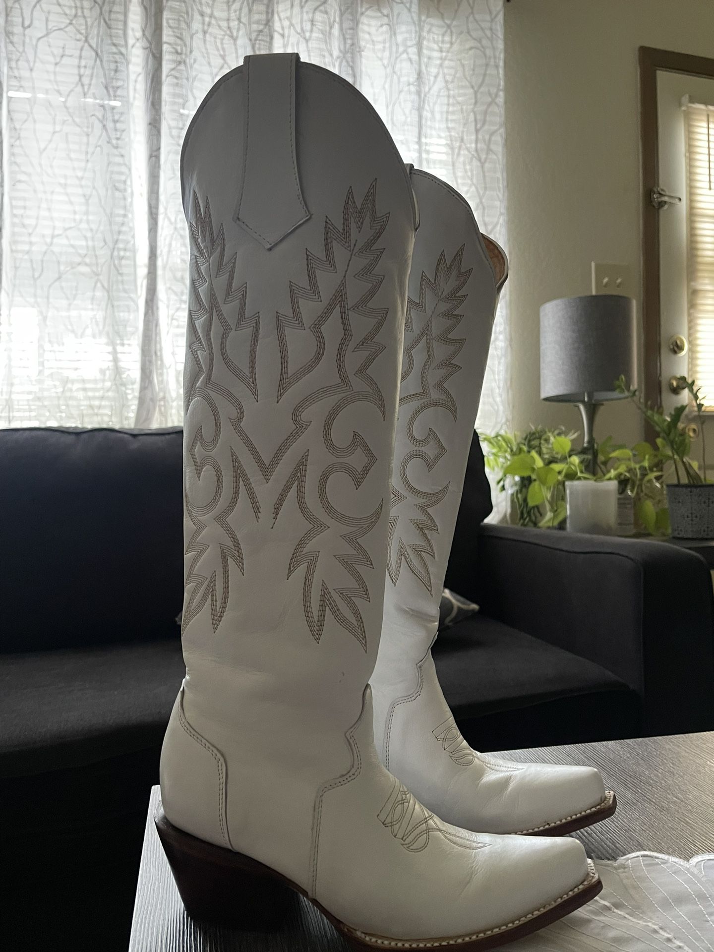 Authentic Western Boots (Cowgirl Boots)